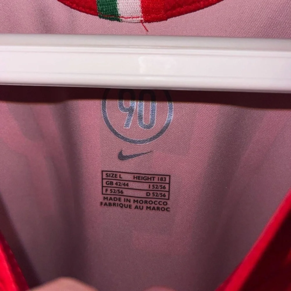 Nike Red Juventus Short Sleeve Shirt - Picture 6 of 6